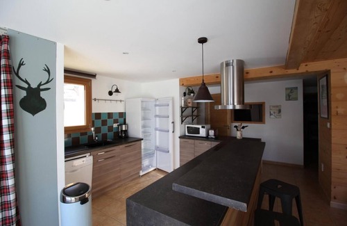Valloire Ski Chalet | Chalet, Ground floor, terrace, parking, ski locker, 75m², Valloire