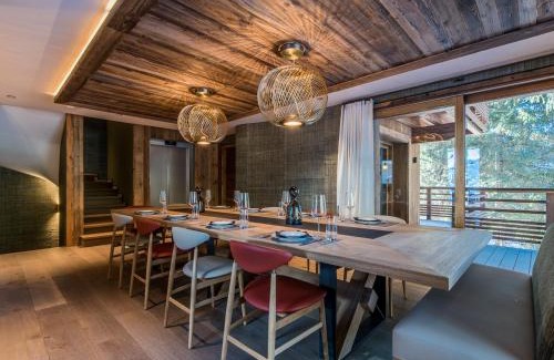 Meribel Ski Chalet | Chalet haut de gamme avec sauna, salle de jeux et 6 chambres à proximité des pistes et commerces - FR-1-613-117