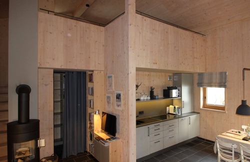 Unterwoessen Ski Chalet | Chalet Hollerhäusl, whole house, 50 sqm for 2-4 persons, living area with kitchenette and gallery