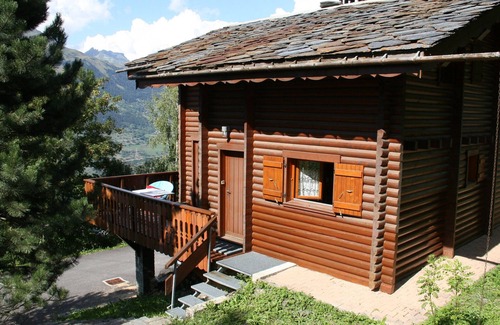 Montalbert Ski Chalet | Chalet in Montalbert: 3 Bedrooms, Mezzanine, Fireplace, Equipped Kitchen, Parking