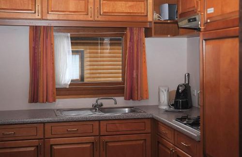 Ferienhausgebiet Hillenseifen Ski Chalet | Chalet in Gerolstein near Forest Trails