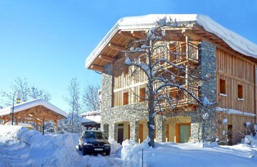 Bourg-Saint-Maurice Ski Chalet | Chalet in La Millerette near Ski Lift