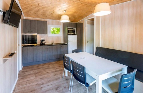 Blanes Ski Chalet | Chalet in Spain with Terrace and Garden