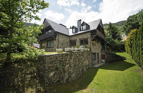Vielha e Mijaran House | Chalet in Vielha near Baqueira Ski Resort