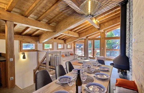 Montalbert Ski Chalet | CHALET L'AULP