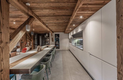 Monetier-les-Bains Ski Chalet | chalet l'orpin, swimming pool, sauna, billiards, cinema