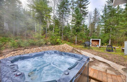 Notre-Dame-de-la-Merci Ski Chalet | Chalet La Chouette with Private Spa Access to Ouareau Forest