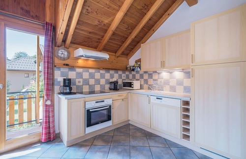 Valloire Ski Chalet | Chalet 'La Mouliniere 1' with Mountain View, Balcony and Wi-Fi