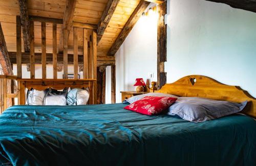 La Plagne-Tarentaise Ski Chalet | Chalet La Plagne jacuzzi vue top