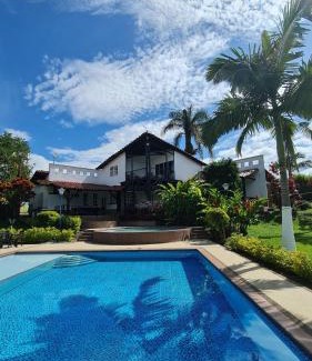 Armenia Hotel | CHALET LA PROMESA