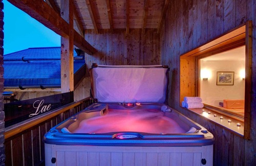 Meribel Ski Chalet | Chalet Laetitia - Meribel