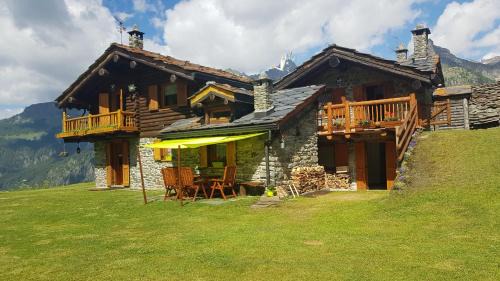Valtournenche Ski Chalet | Chalet Le Lis