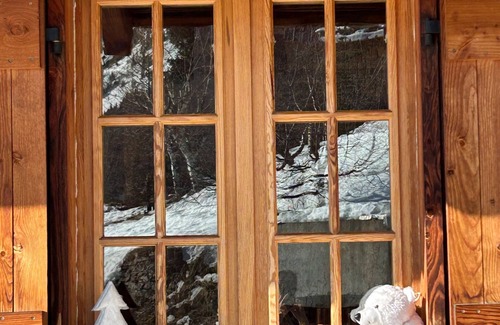 Villard-Reculas Ski Chalet | Chalet 'Mariouchka' with Mountain View, Private Terrace and Wi-Fi