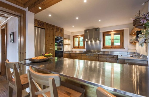 Garmisch-Partenkirchen Ski Chalet | Chalet 'Near Ski Lifts and Edelweiss' with Mountain View, Wi-Fi and Air Conditioning