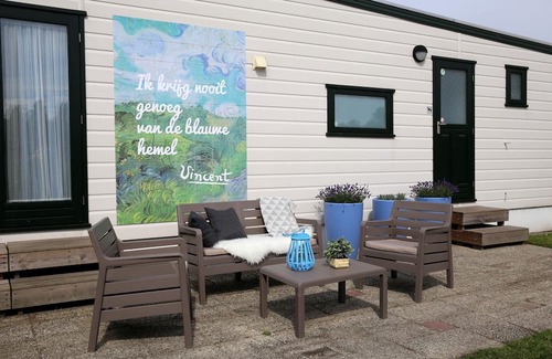 Udenhout Ski Chalet | Chalet Near Drunense Dunes in Van Gogh Style