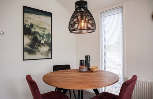 Noordoostelijk van Schaarsbergen Ski Chalet | Chalet near Hoge Veluwe National Park