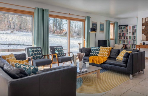 Samoens Ski Chalet | Chalet Nordchamp - alpine retreat with spa - OVO Network
