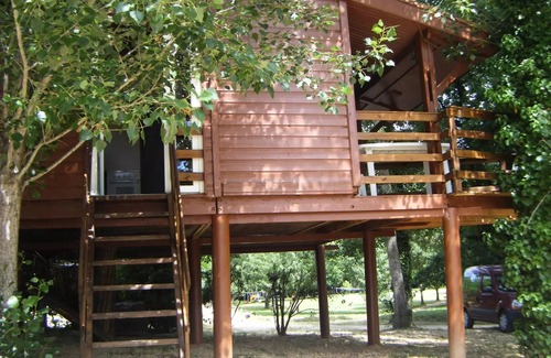 Rochegude Ski Chalet | Chalet on stilts/terrace/air-conditioned/magnificent park view sleeps 4