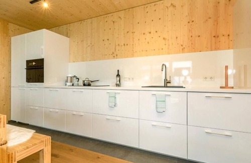 Reit im Winkl Apartment | Chalet on the Lofer, 2 separate bedrooms