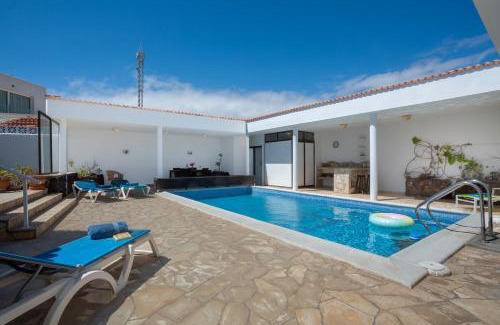 Arico Villa | Chalet Poris
