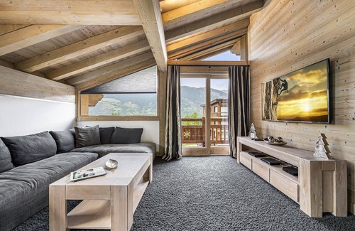 Le Praz Ski Chalet | Chalet Rochelle - Six Bedroom Chalet, Sleeps 14