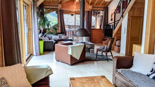 Morzine Ski Chalet | Chalet Robin - spa- multipass- terrain de pétanque
