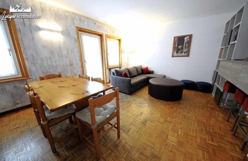 Teola Apartment | Chalet Rododendro Forést by Livigno Accomodation