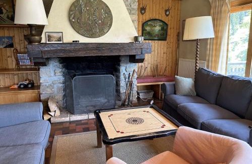 Notre-Dame-de-Bellecombe Ski Chalet | Chalet spacieux 8 pièces, 14 personnes, prés des pistes, parking - FR-1-595-93