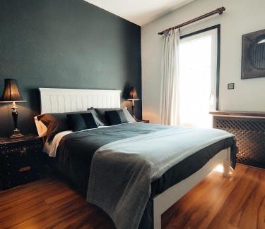Pradollano Ski Chalet | Chalet Sueño Nevado Deluxe by SURYNIEVE