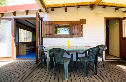 Bourgenay Ski Chalet | Chalet Sympa Kids 3 Rooms 4 People (3 adults + 1 baby) + TV