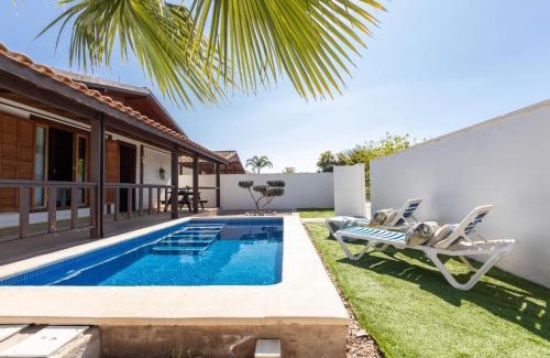 Riumar Ski Chalet | Chalet Tropical 4 by Interhome