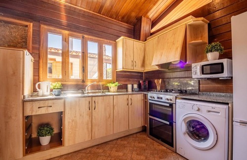 Riumar Ski Chalet | Chalet Tropical 4 by Interhome