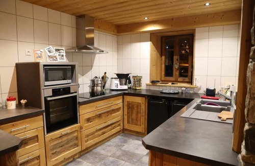 Les Gets Ski Chalet | Chalet, wifi, sauna, balcony, tv, 320m², Les Gets