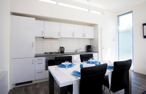 Velsen-Zuid House | Chalet with 2 bedrooms and a terrace