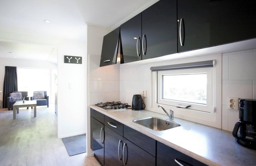 Schaarsbergen House | Chalet with 2 bedrooms and a terrace
