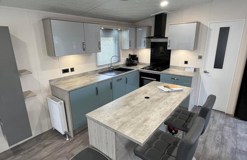 Municipality of Hellevoetsluis House | Chalet with 3 bedrooms and a terrace