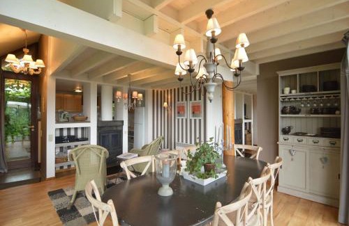 Chodes Ski Chalet | Chalet with Views & Fireplace
