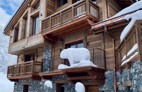 Meribel Ski Chalet | Chalet Yolo with Pool Spa and catering