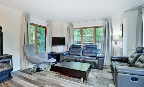 Stoneham Ski Chalet | Chalets Alpins - 07 Chemin Alpin