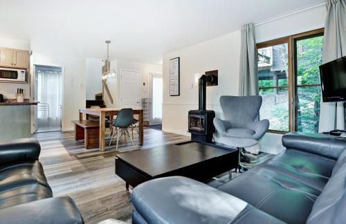 Stoneham Ski Chalet | Chalets Alpins - 07 Chemin Alpin
