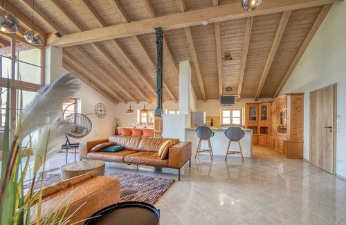 Schoenau am Koenigssee Apartment | Chaletwohnung Weitblick mit Wellnessbereich