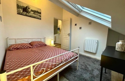 Saint-Quentin Apartment | Chaleureux et convivial