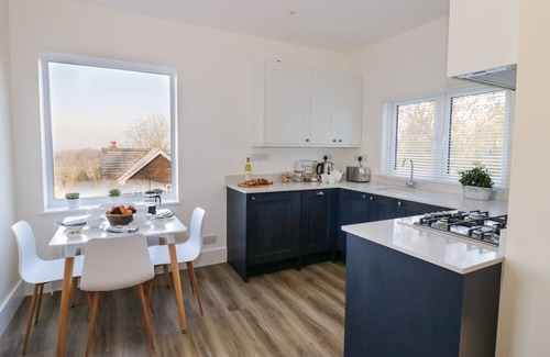 Malvern Cottage | CHALK COTTAGE, pet friendly, luxury holiday cottage in Upper Colwall