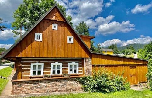 Mezimesti Villa | Chaloupka s rodinnou tradicí