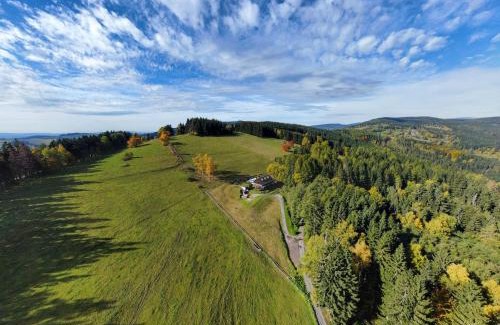 Vrchlabi Ski Chalet | Chalupa Barborka - Národní park Krkonoše, sauna, bazén, dětské hřiště, gril, 6 pokojů, kuchyň, společenská místnost s krbem