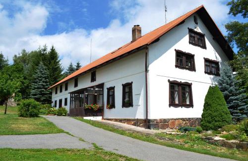 Kraliky Apartment | Chalupa pod Klepáčem