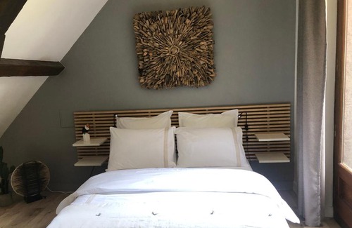 Chaumont-sur-Tharonne House | chambre à la campagne
