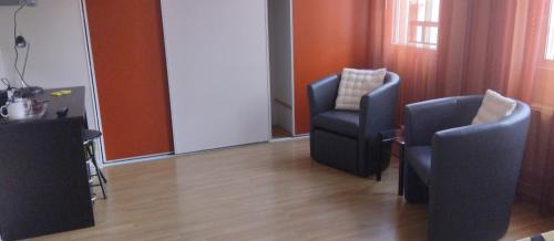 Croix Rousse House | Chambre 20 m2 S de B et WC privés, Garage