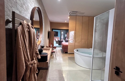 Torreilles Bed & Breakfast | Chambre d’hôtes La maison coloniale