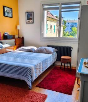 Annecy House | Chambre dans appartement agréable et calme à 15 mn du Centre Ville